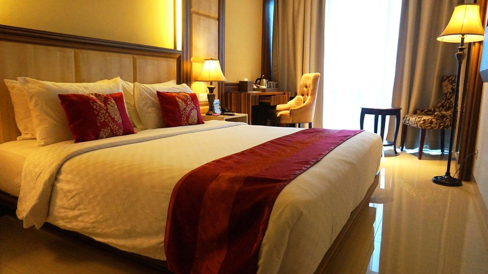Sapphire Sky Hotel&Conference Serpong Eksteriør billede