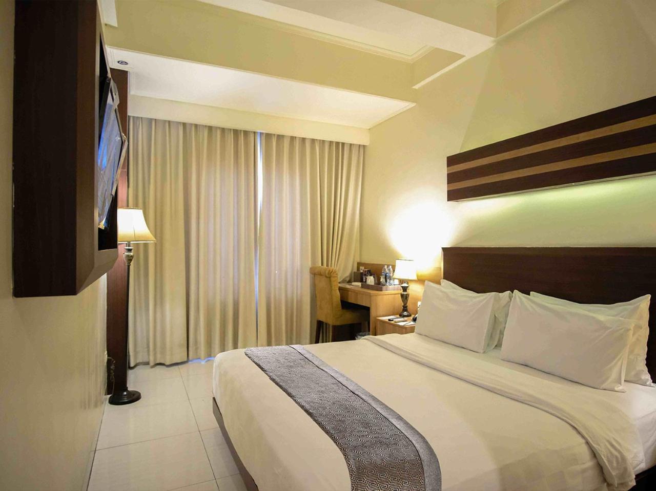 Sapphire Sky Hotel&Conference Serpong Eksteriør billede